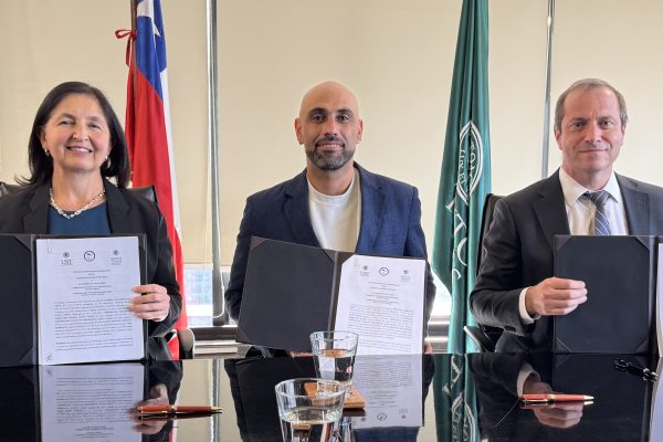COPACHI Y SANTO TOMÁS FIRMAN ACUERDO